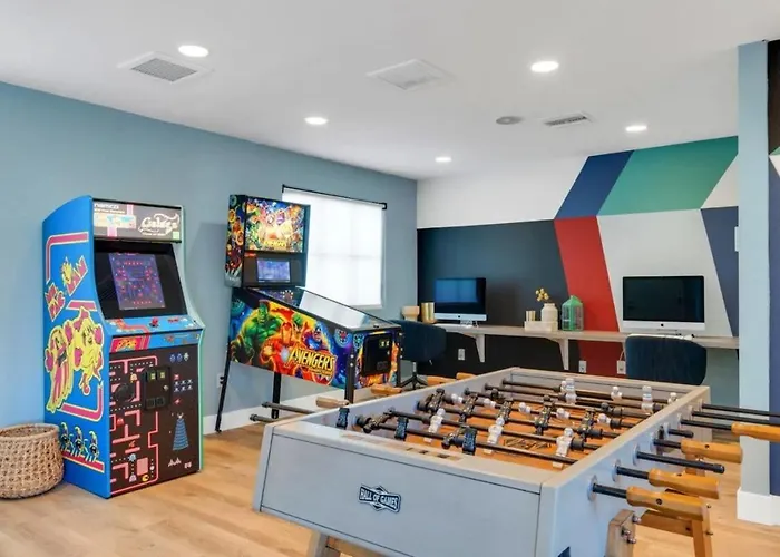 Apartment Ultimate Getaway 2br, Arcade, Free Parking And Pool Tempe