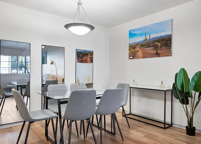 Apartment Ultimate Getaway 2br, Arcade, Free Parking And Pool